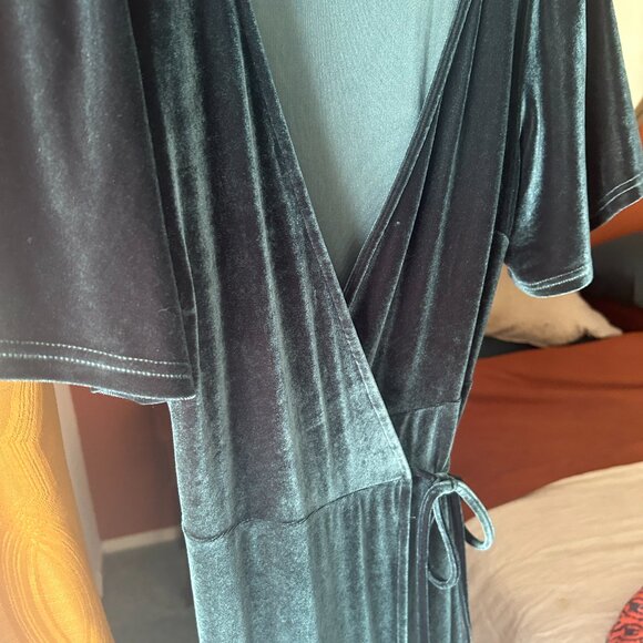 Meghan Velvet Wrap Maxi Dress - Picture 8 of 9